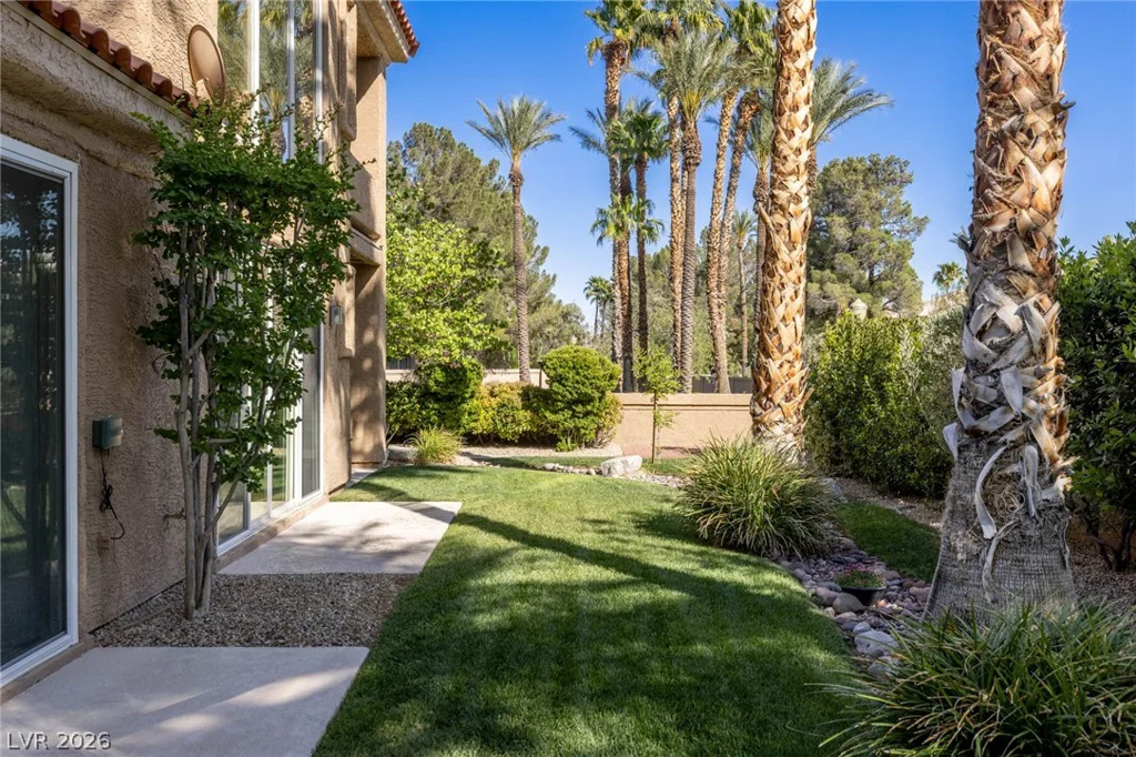 8325 Turtle Creek, Las Vegas, NV 89113