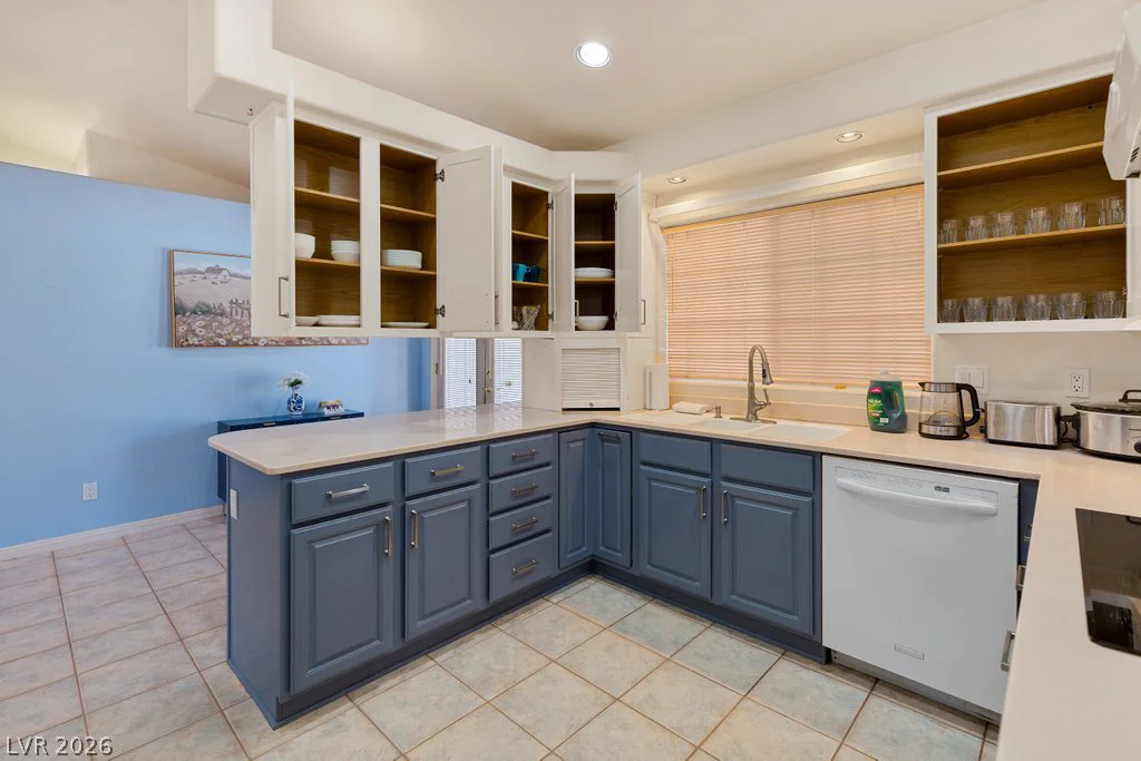7110 La Cienega, Las Vegas, NV 89119
