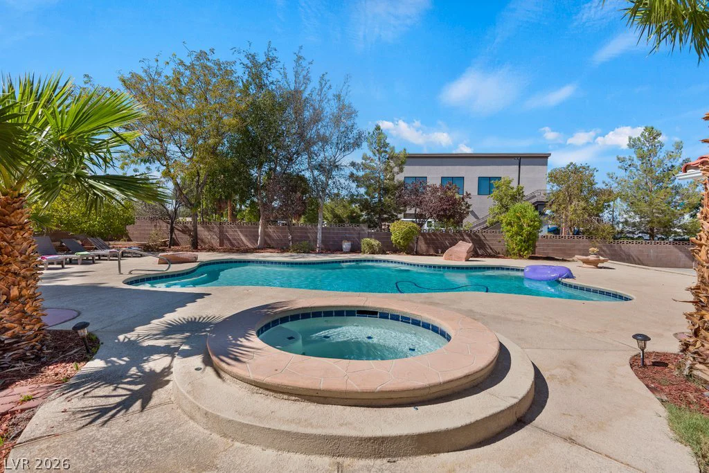 7110 La Cienega, Las Vegas, NV 89119