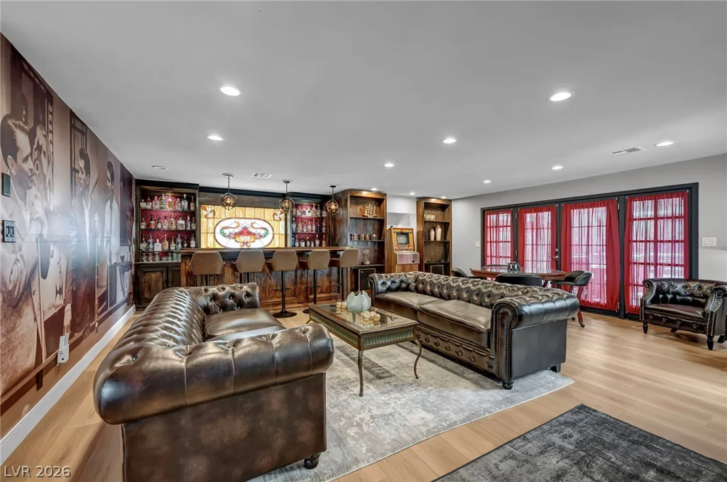 1400 Maria Elena, Las Vegas, NV 89104