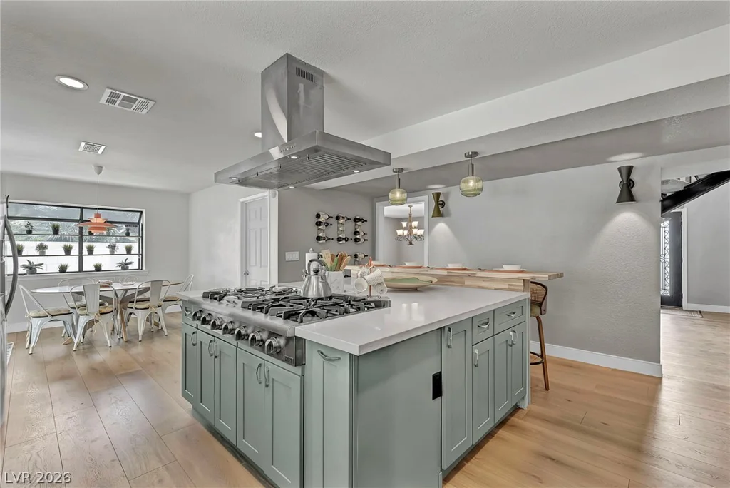 1400 Maria Elena, Las Vegas, NV 89104