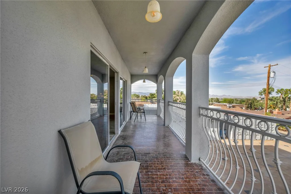 1400 Maria Elena, Las Vegas, NV 89104