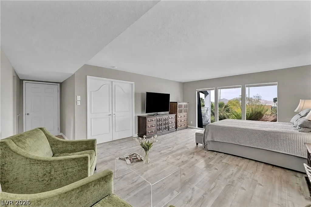1400 Maria Elena, Las Vegas, NV 89104