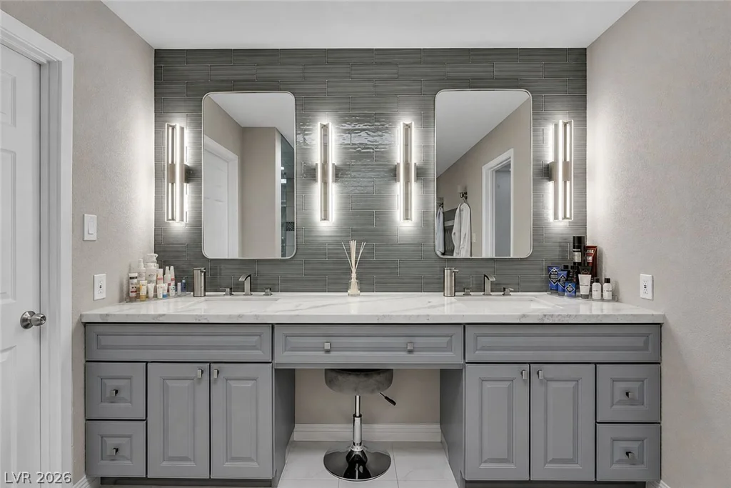 1400 Maria Elena, Las Vegas, NV 89104