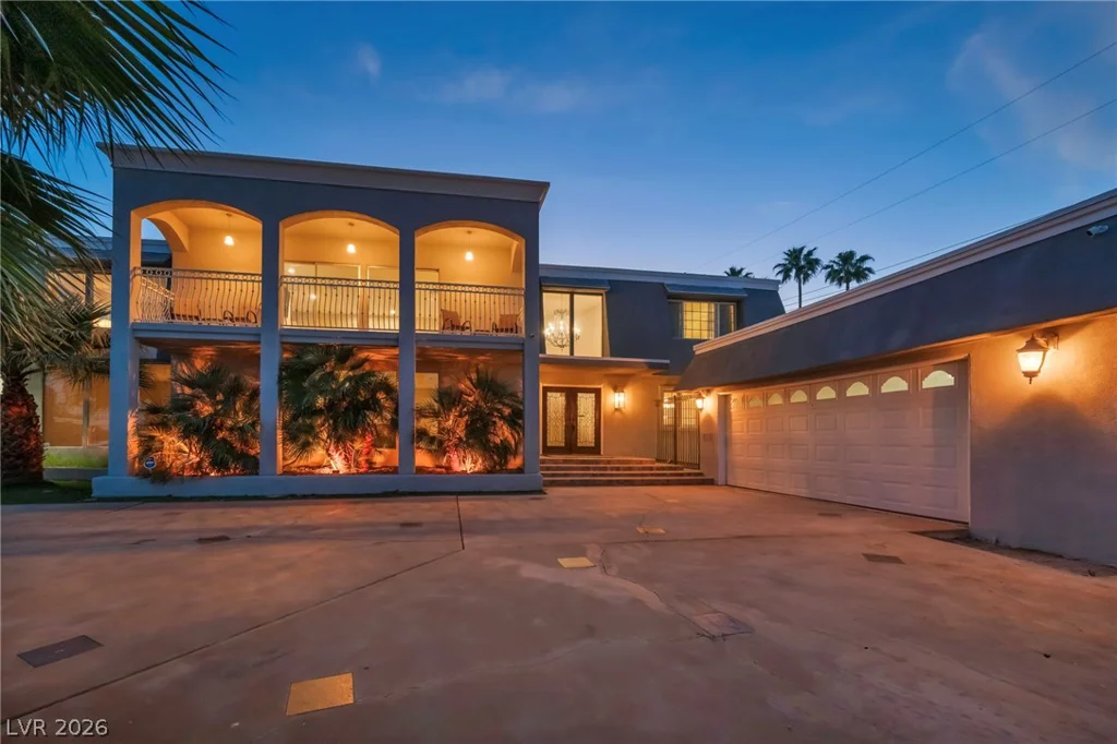 1400 Maria Elena, Las Vegas, NV 89104