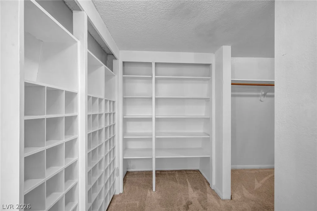 1400 Maria Elena, Las Vegas, NV 89104