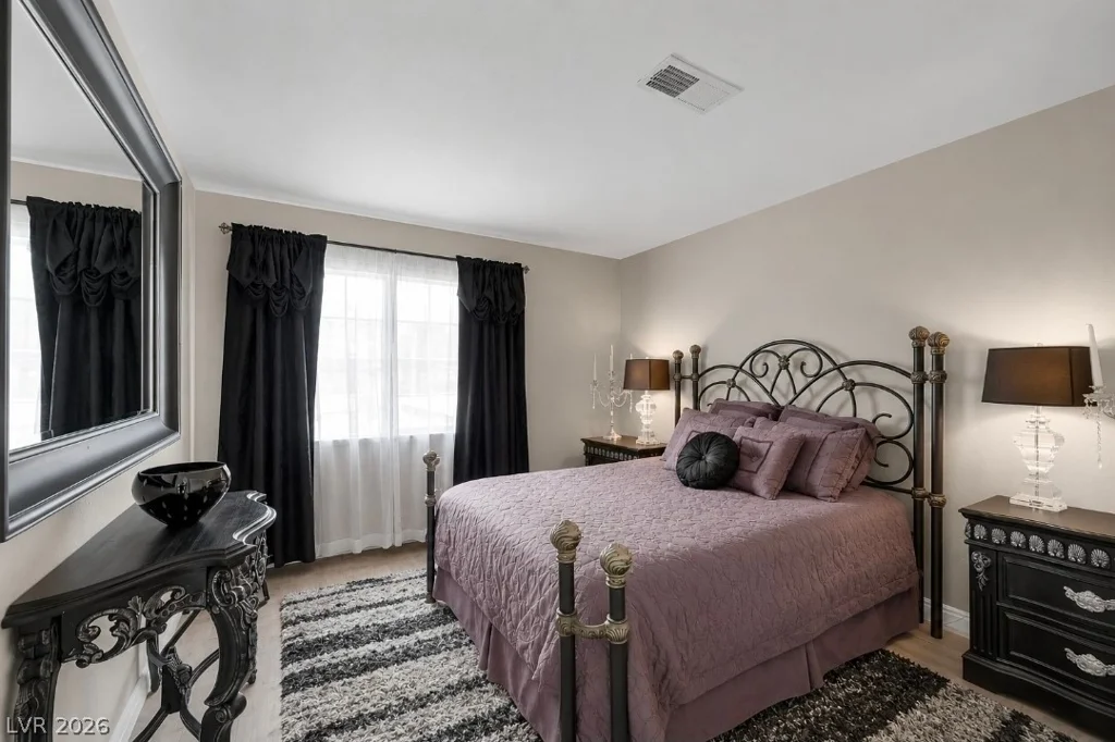 1400 Maria Elena, Las Vegas, NV 89104