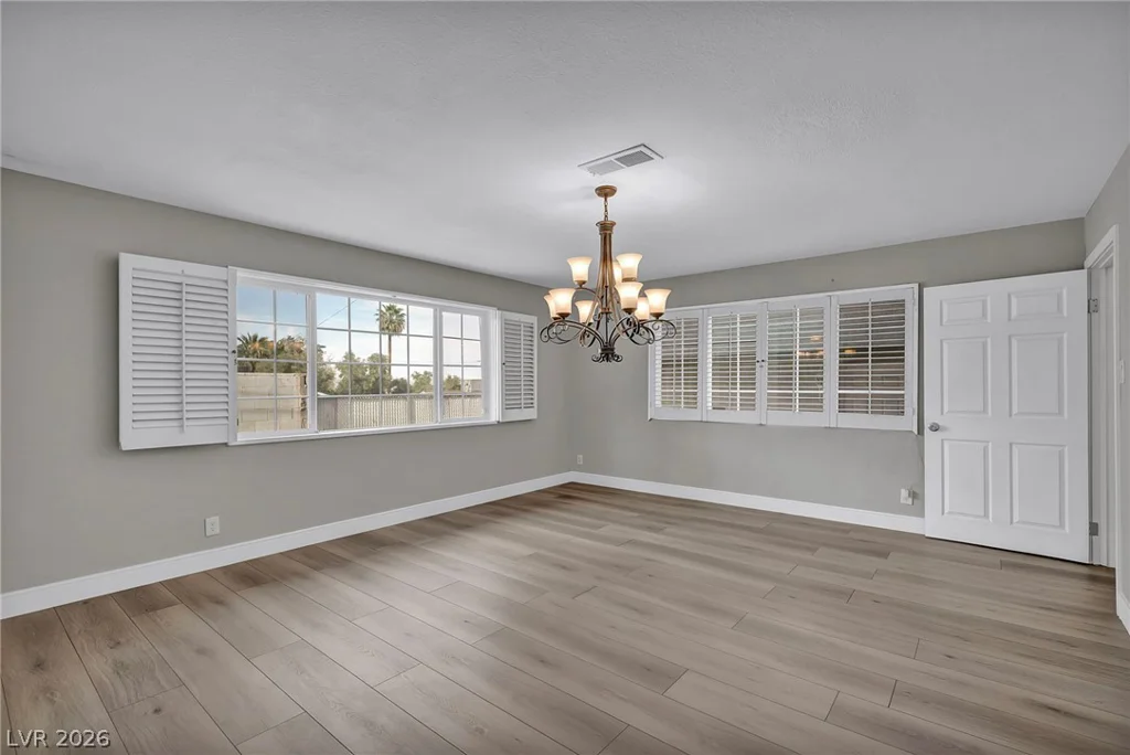 1400 Maria Elena, Las Vegas, NV 89104