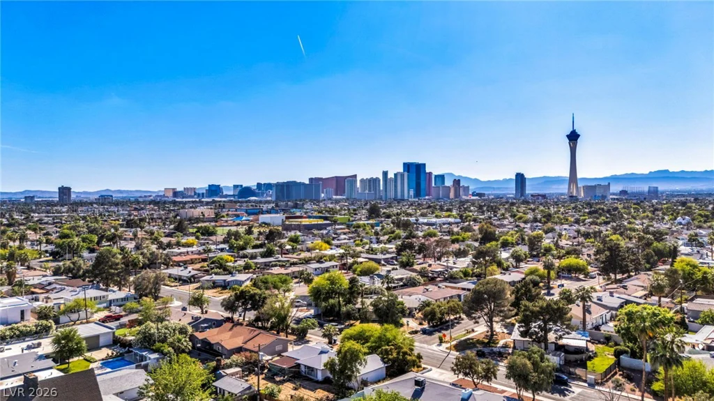 1400 Maria Elena, Las Vegas, NV 89104
