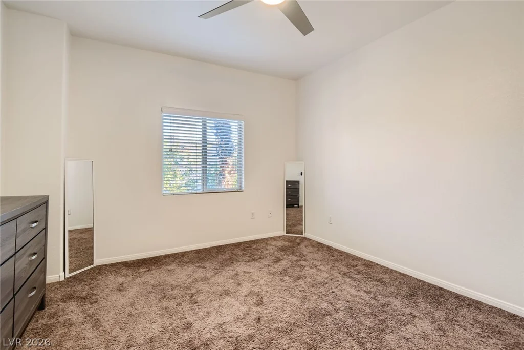 7701 Robindale, Las Vegas, NV 89113