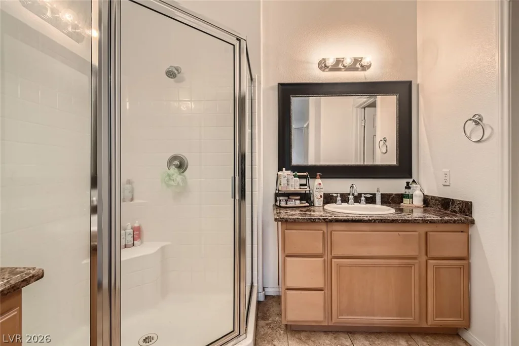7701 Robindale, Las Vegas, NV 89113