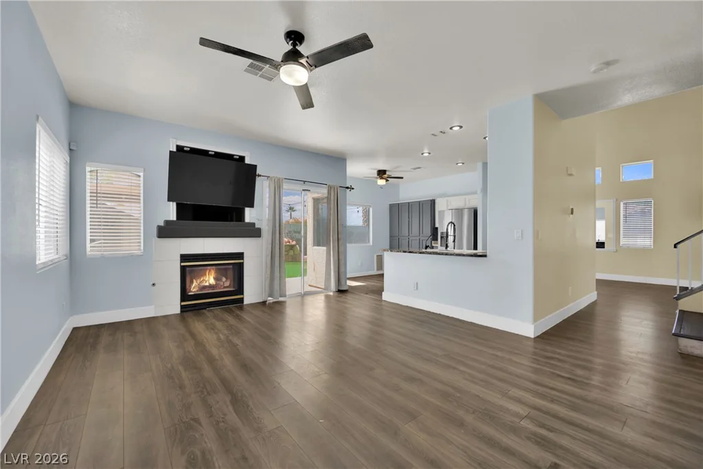 9087 Lava Bluff, Las Vegas, NV 89123