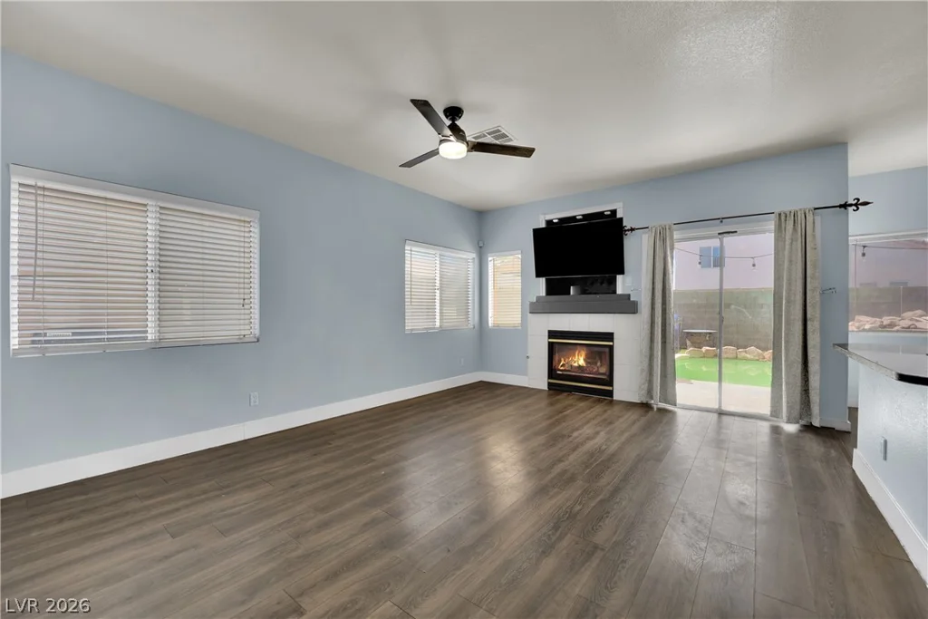 9087 Lava Bluff, Las Vegas, NV 89123