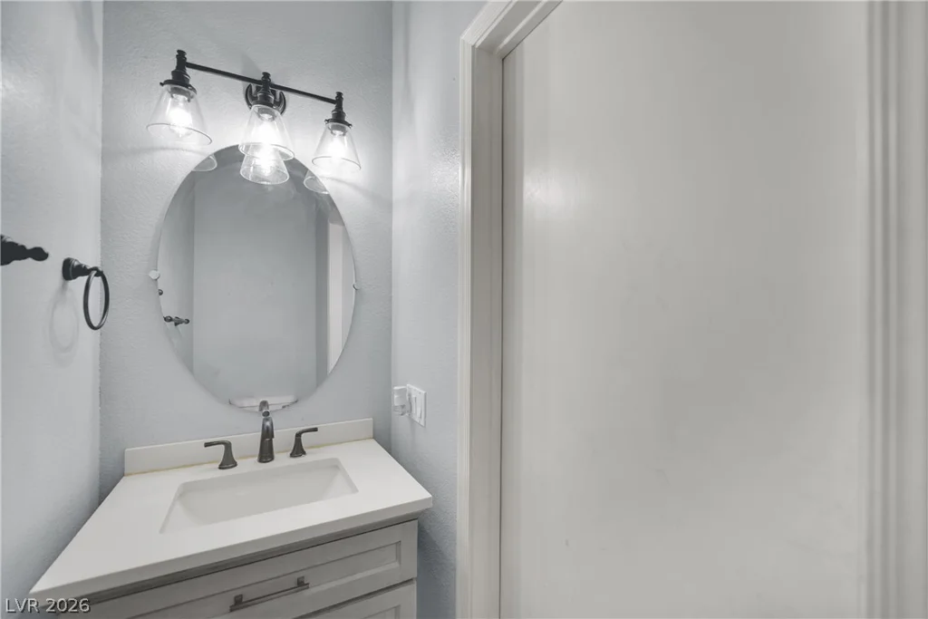 9087 Lava Bluff, Las Vegas, NV 89123