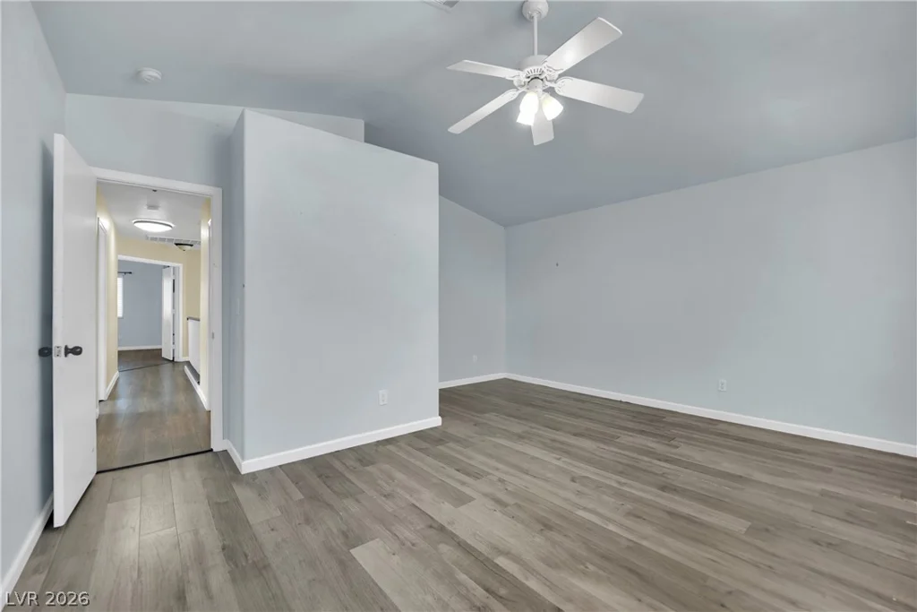 9087 Lava Bluff, Las Vegas, NV 89123