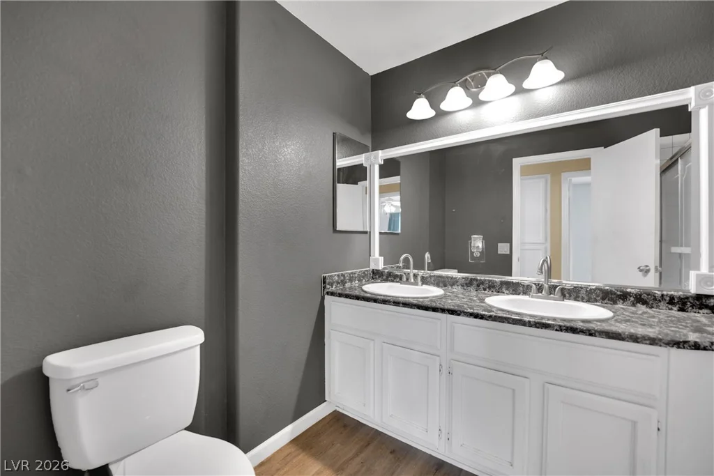 9087 Lava Bluff, Las Vegas, NV 89123