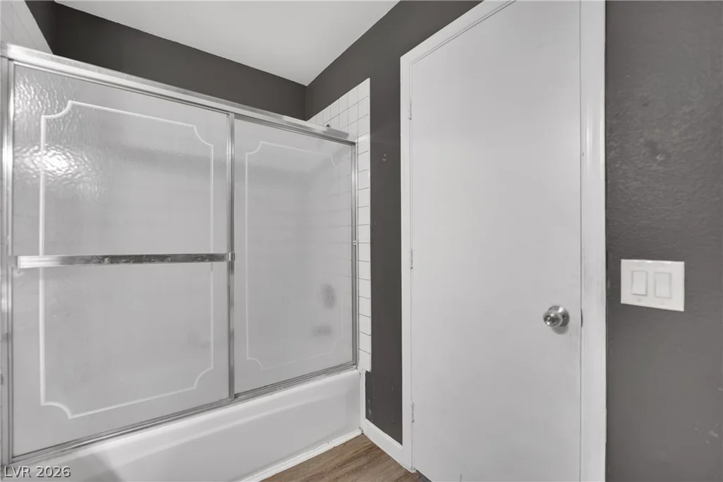 9087 Lava Bluff, Las Vegas, NV 89123