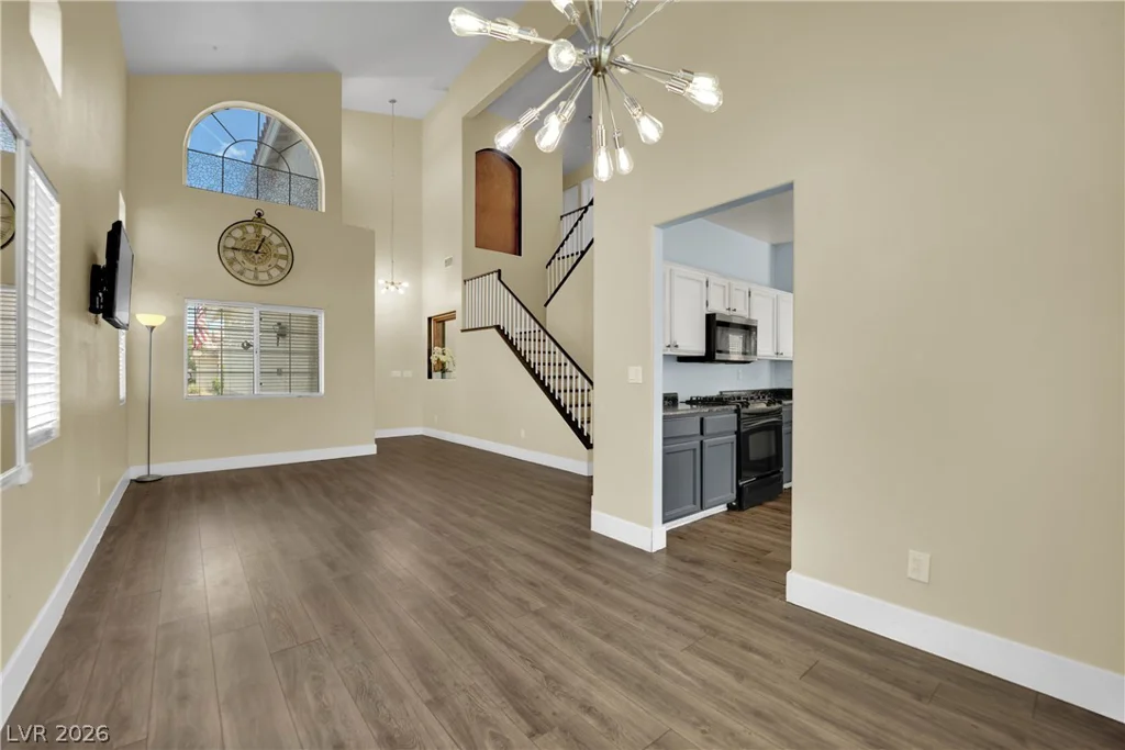 9087 Lava Bluff, Las Vegas, NV 89123
