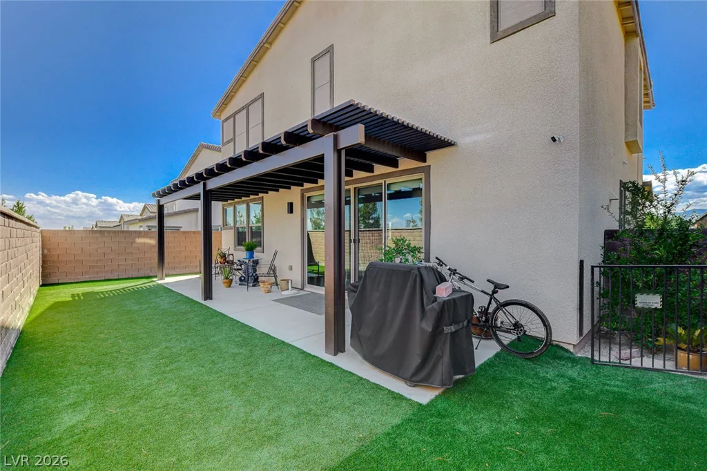 6928 Boulder Canyon, North Las Vegas, NV 89084