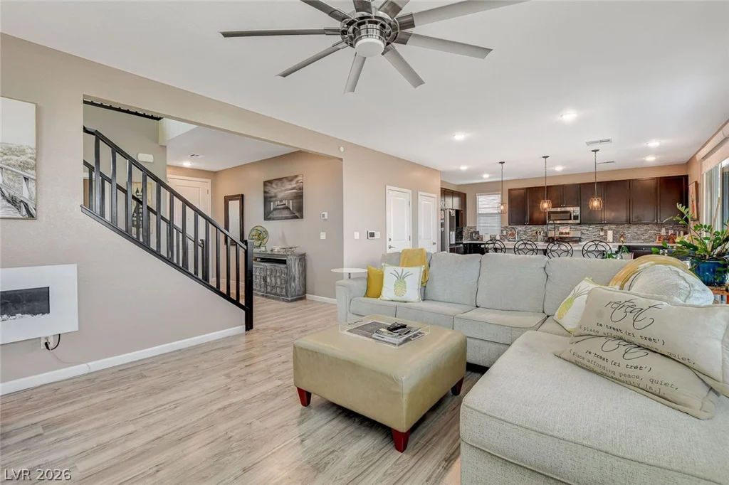 6928 Boulder Canyon, North Las Vegas, NV 89084