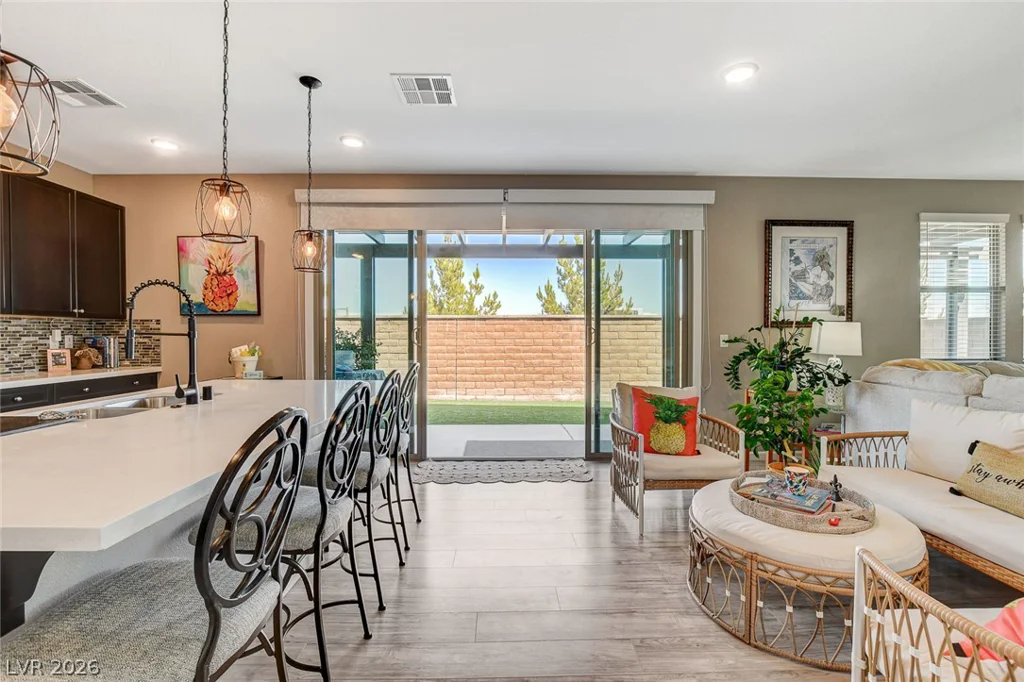 6928 Boulder Canyon, North Las Vegas, NV 89084