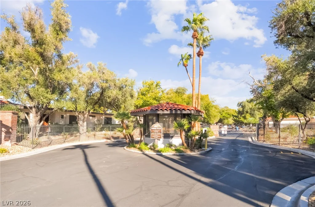 3464 Manzano, Las Vegas, NV 89121