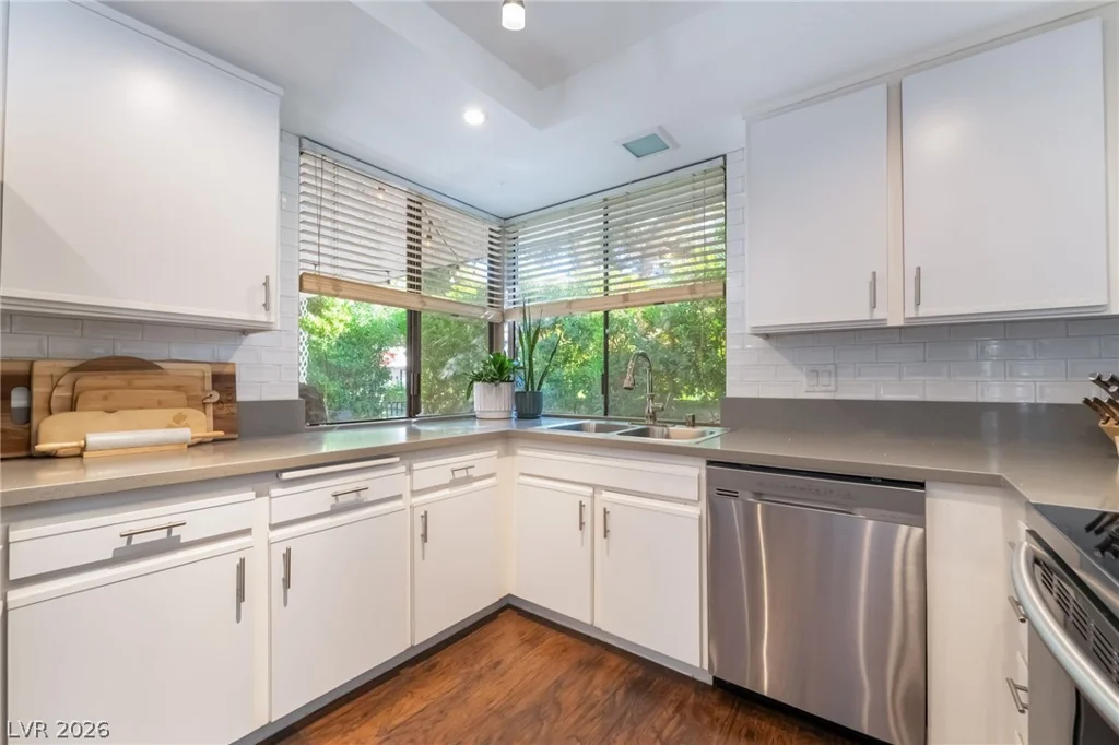 3464 Manzano, Las Vegas, NV 89121