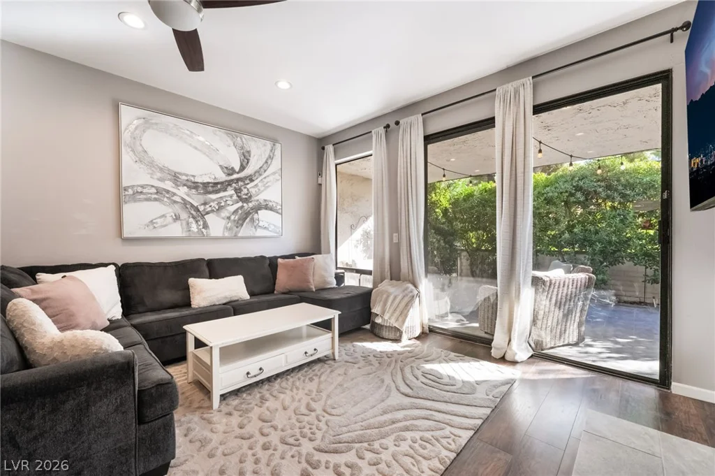 3464 Manzano, Las Vegas, NV 89121