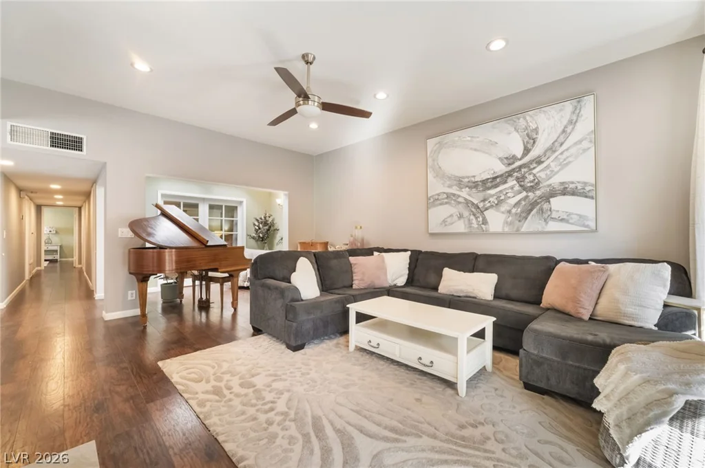 3464 Manzano, Las Vegas, NV 89121