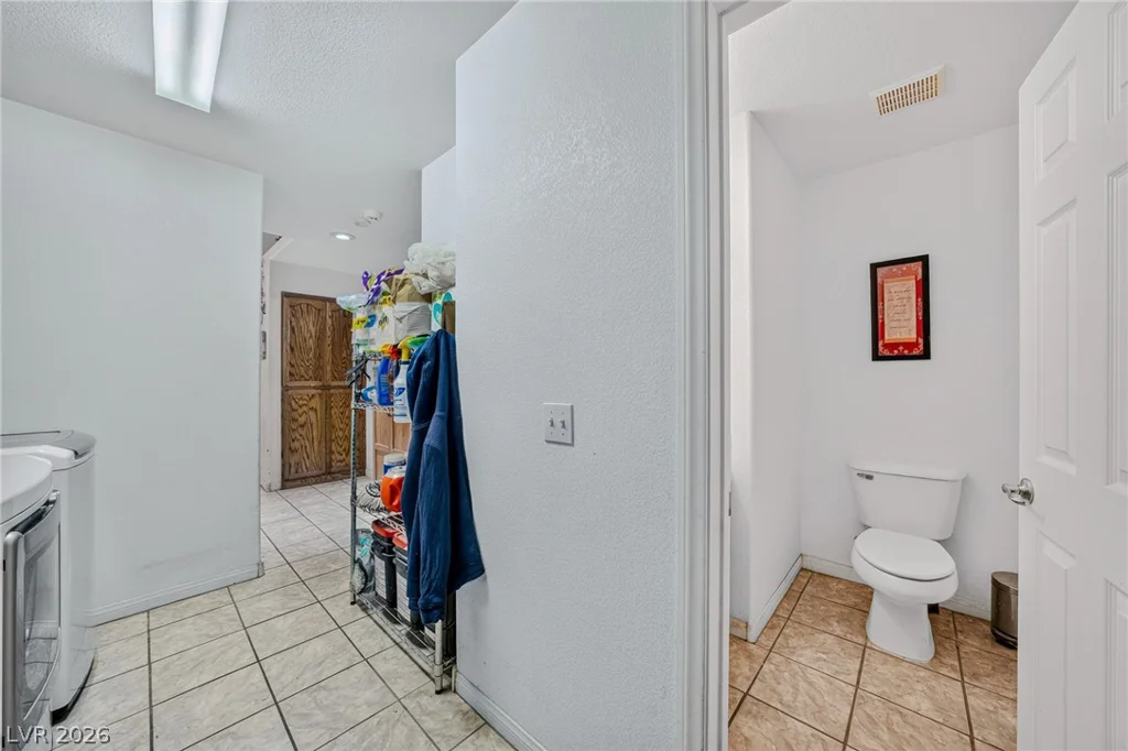 751 Bunarch, Pahrump, NV 89060