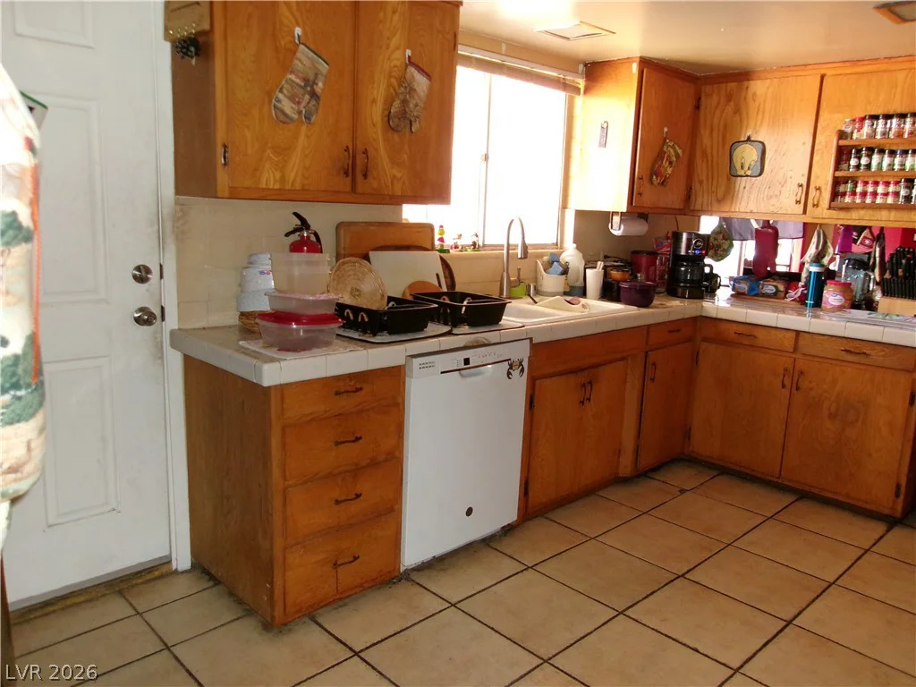 47 Pacific, Henderson, NV 89015