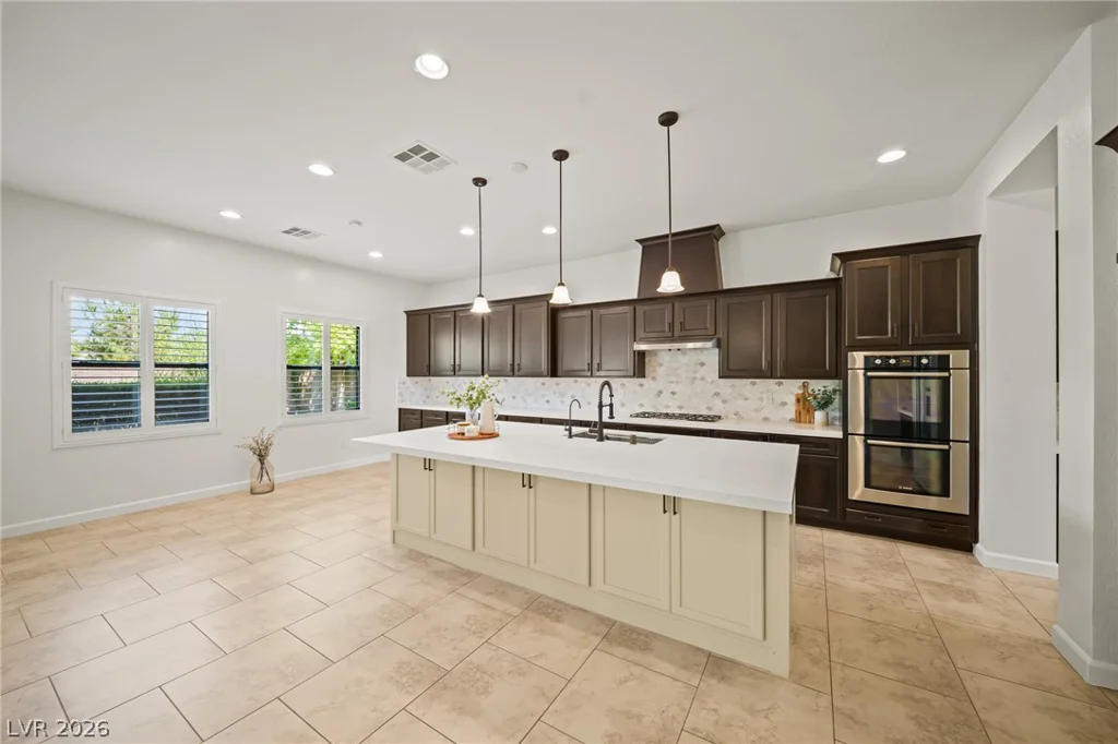 8030 Palm Cove, Las Vegas, NV 89129