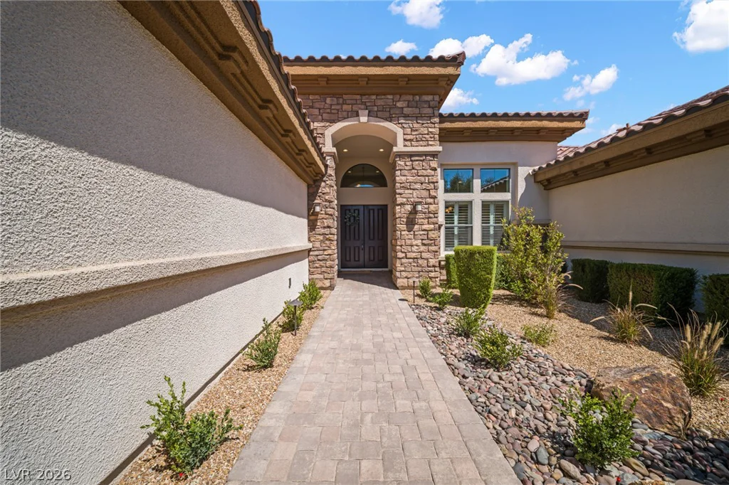 8030 Palm Cove, Las Vegas, NV 89129