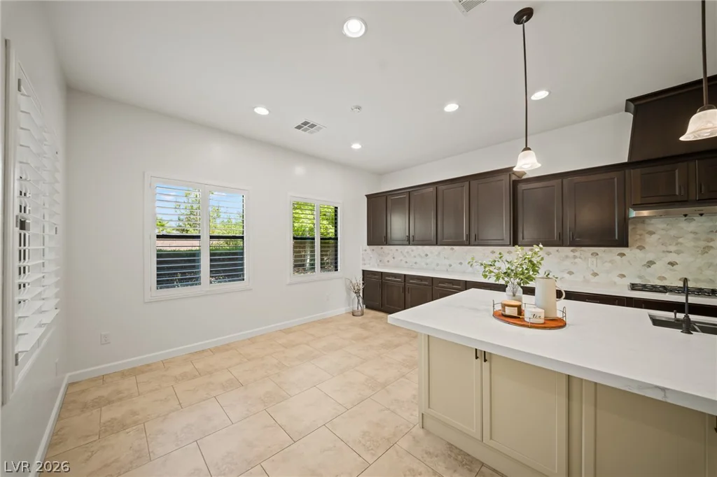8030 Palm Cove, Las Vegas, NV 89129