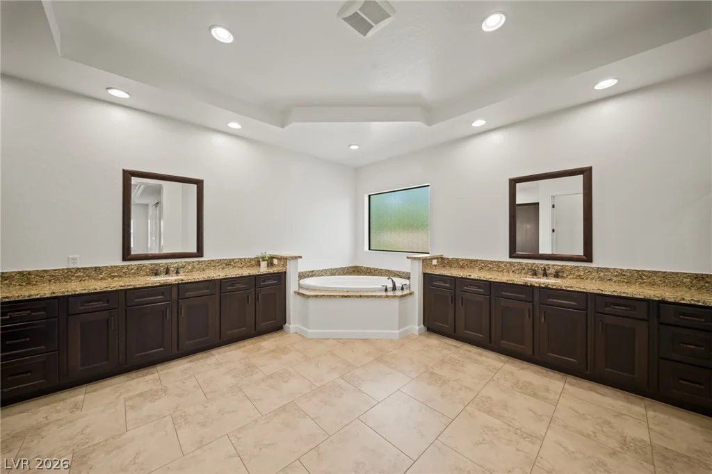 8030 Palm Cove, Las Vegas, NV 89129