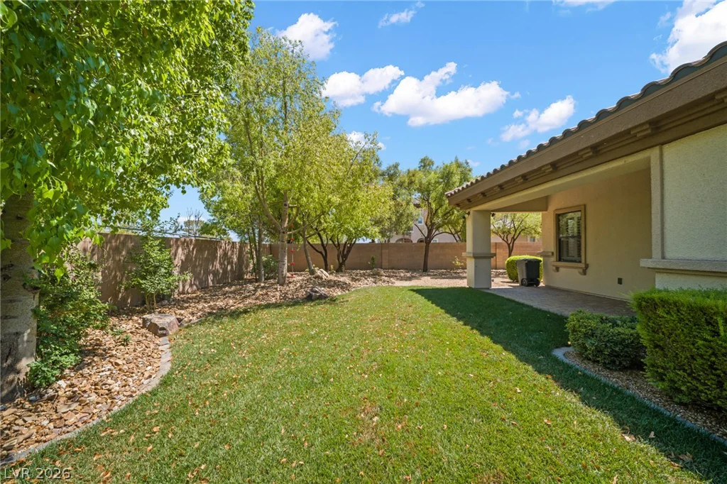 8030 Palm Cove, Las Vegas, NV 89129