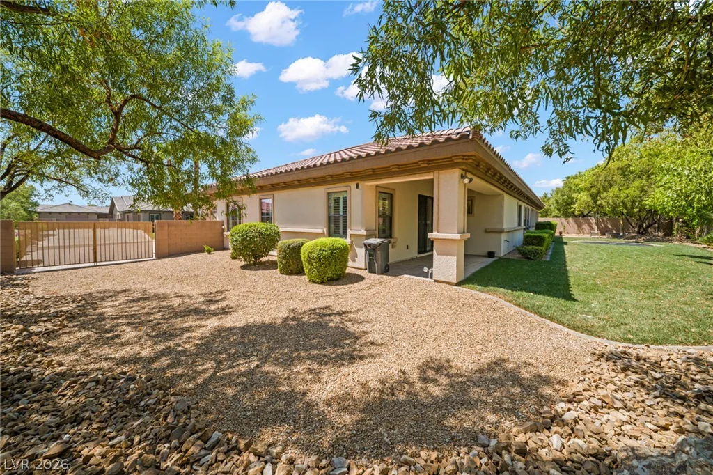 8030 Palm Cove, Las Vegas, NV 89129