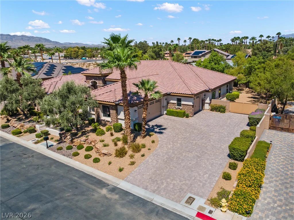 8030 Palm Cove, Las Vegas, NV 89129