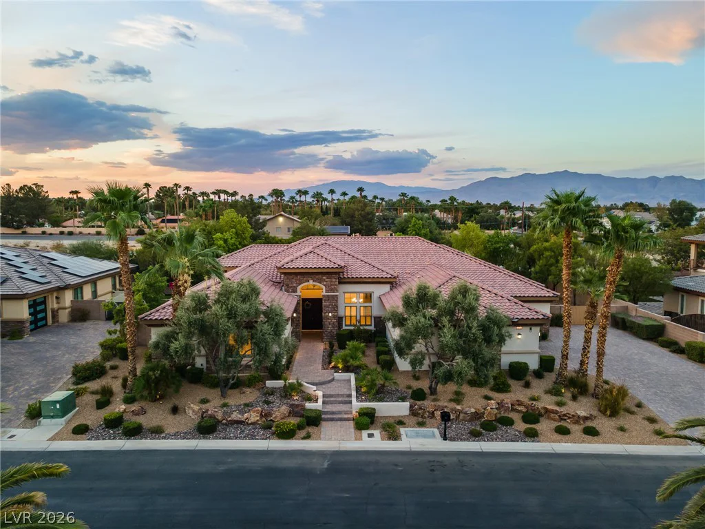 8030 Palm Cove, Las Vegas, NV 89129