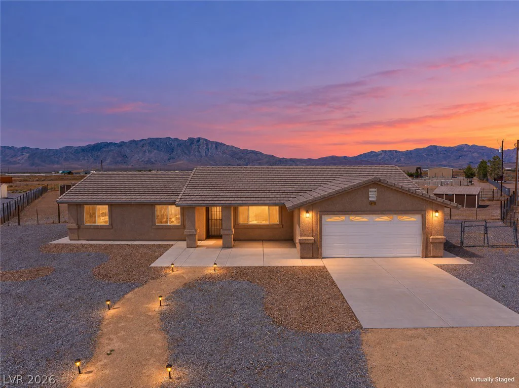 2121 Labrador, Pahrump, NV 89048