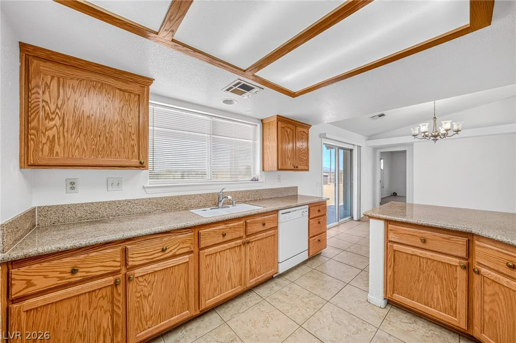 2121 Labrador, Pahrump, NV 89048