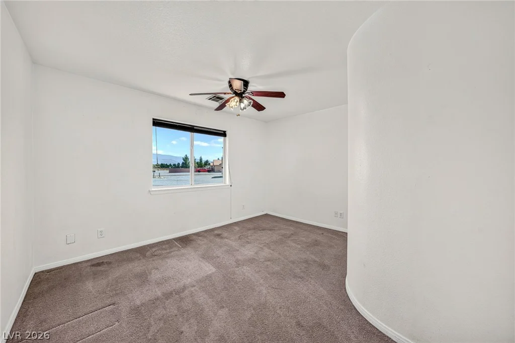 2121 Labrador, Pahrump, NV 89048