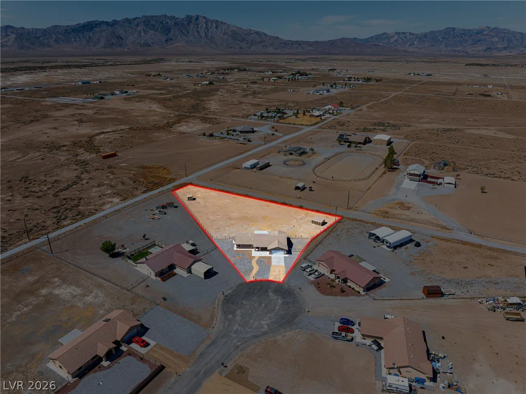 2121 Labrador, Pahrump, NV 89048