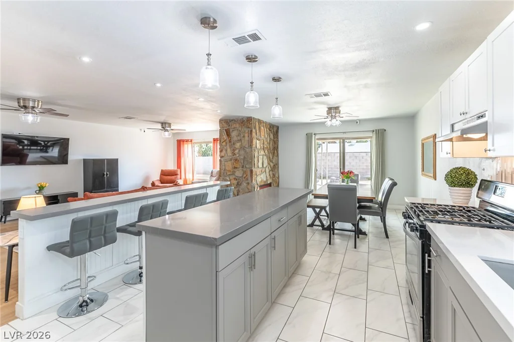 105 Cimarron, Las Vegas, NV 89145