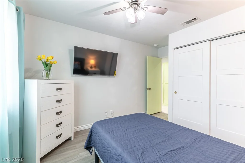 105 Cimarron, Las Vegas, NV 89145