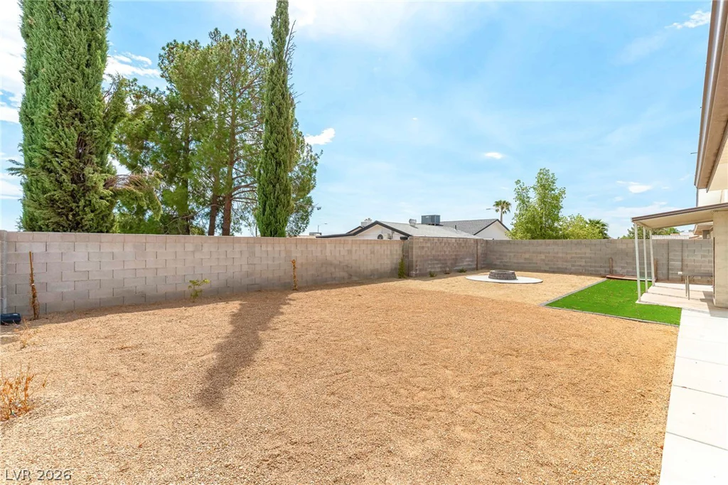 105 Cimarron, Las Vegas, NV 89145