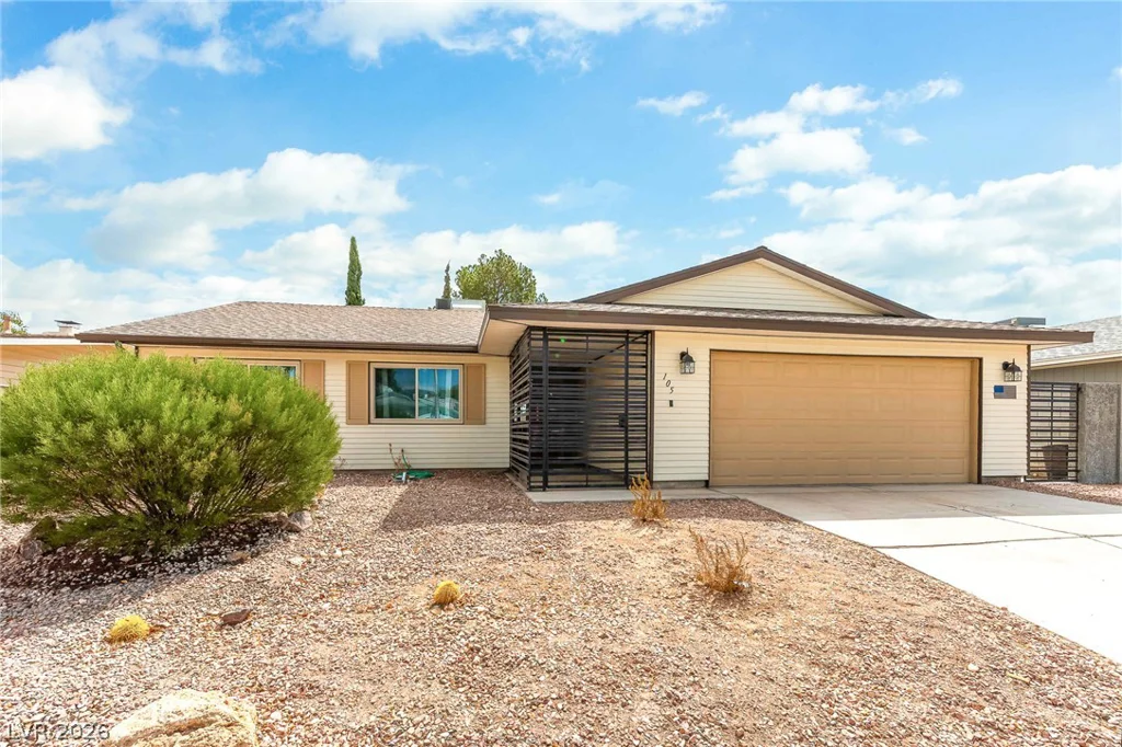 105 Cimarron, Las Vegas, NV 89145
