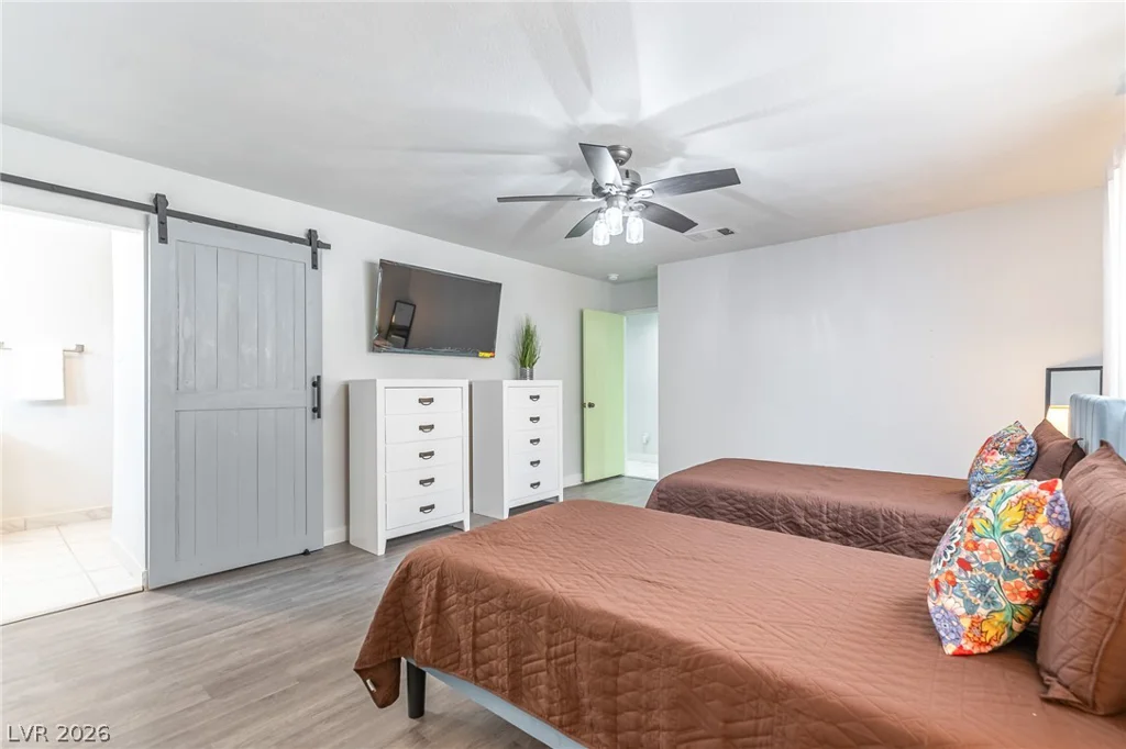 105 Cimarron, Las Vegas, NV 89145