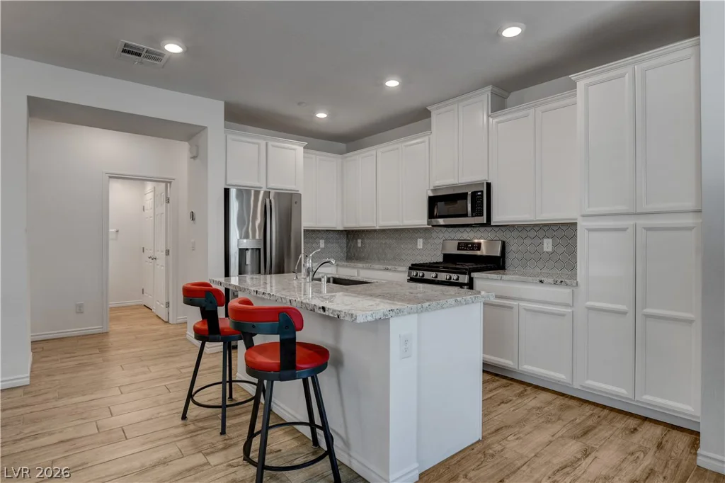 20 Barbara, Las Vegas, NV 89183
