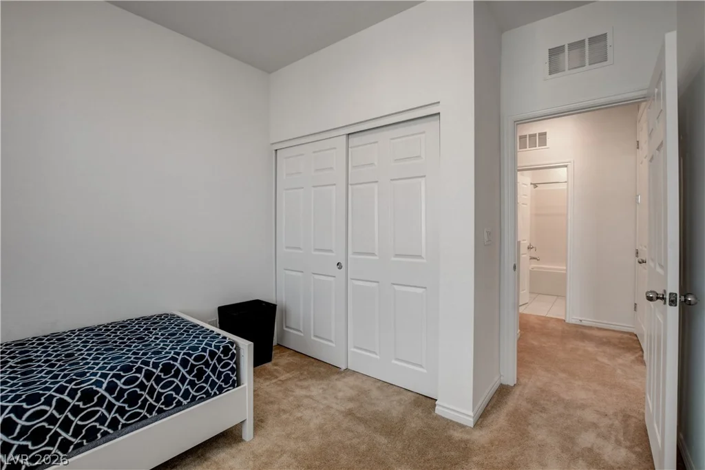 20 Barbara, Las Vegas, NV 89183